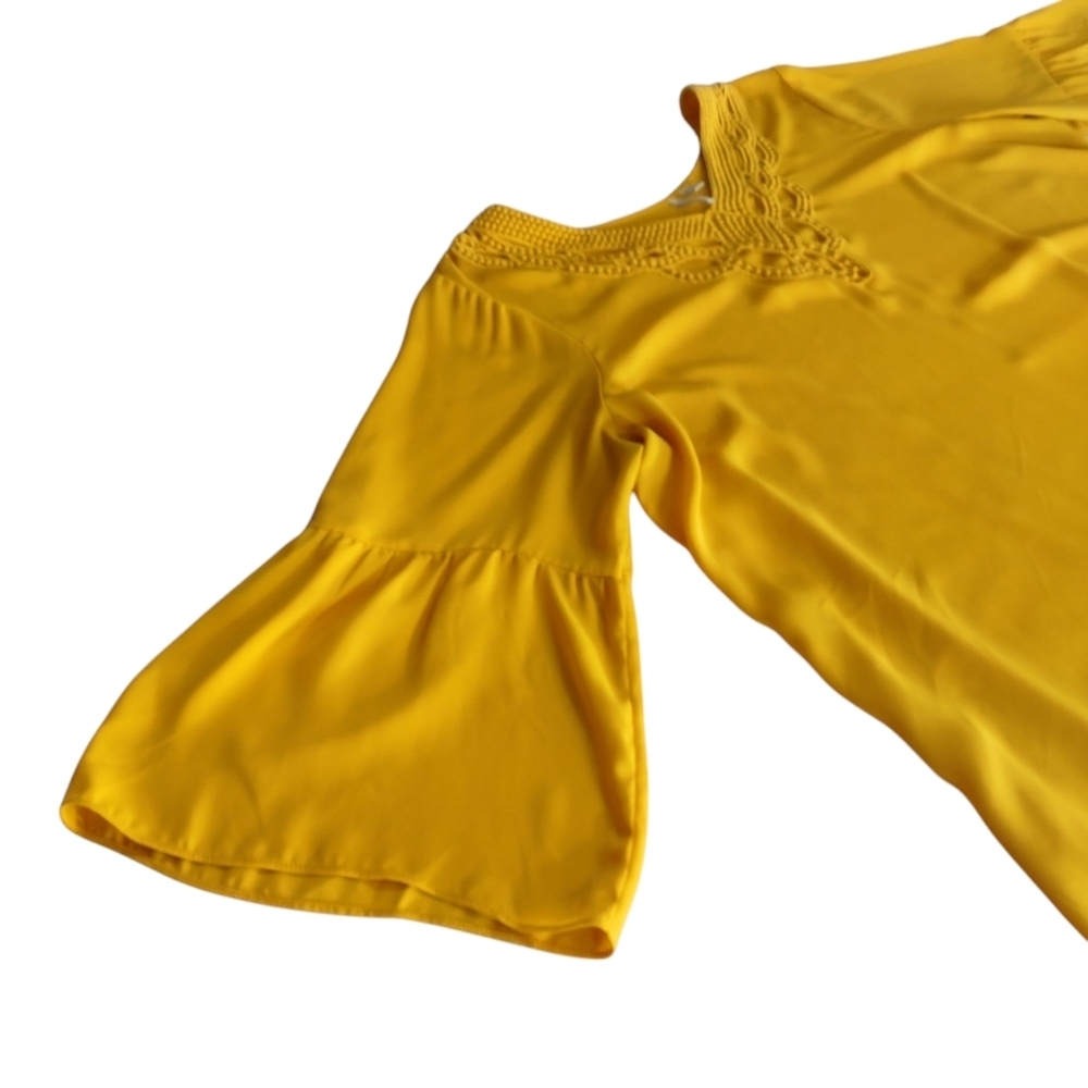 C Est. 1946 Blouse Women's Yellow/Gold Lace V-Neck 3/4 Flare Sleeve Sz 18/20W - Picture 6 of 10